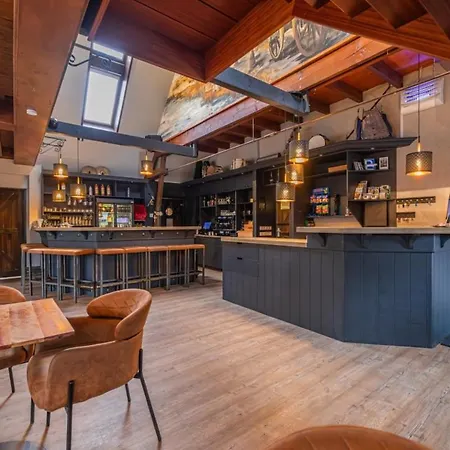 Cube Xl 89 I 6 Persoons Op De Betuwe *